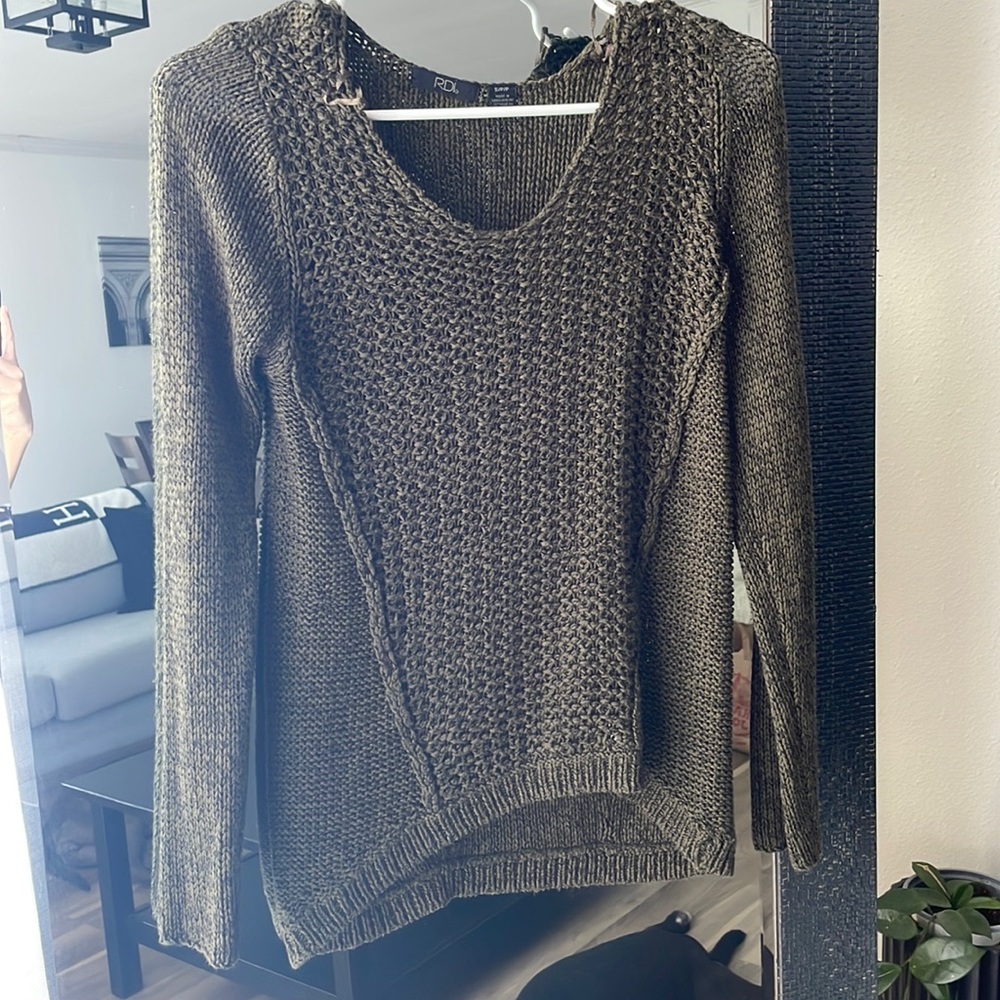 RDI Green Pullover Sweater